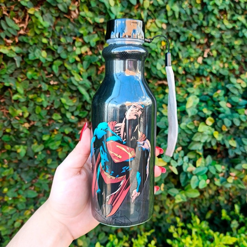 Garrafa Heróis Superman Alça Mão 530 ml C/ Tampa Plasútil