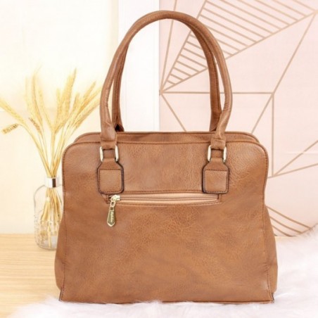 Bolsa Feminina Ombro Média Tachas Cravejadas E Tassel