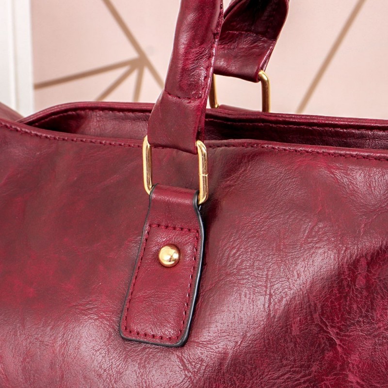 Bolsa Feminina Ombro Grande Em Alto Relevo Detalhe Metálico