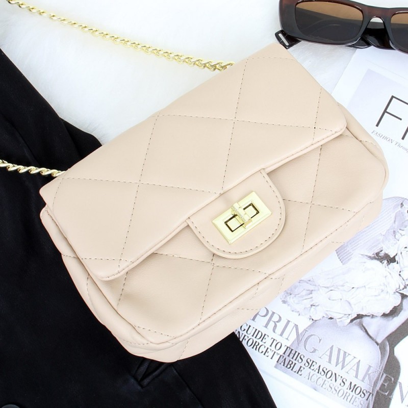 Bolsa Mini Feminina Matelassê Luxo Blogueira Com Correntes