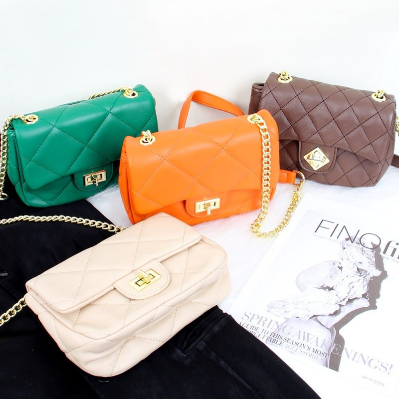 Bolsa Mini Feminina Matelassê Luxo Blogueira Com Correntes