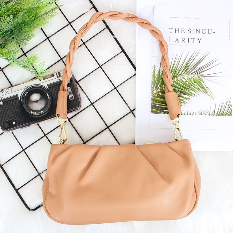 Bolsa Baguete Franzida Feminina Alça Trançada Luxo Blogueira