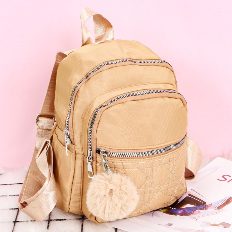 Mini Mochila Bolsa Feminina Matelassê Com Chaveiro Pompom