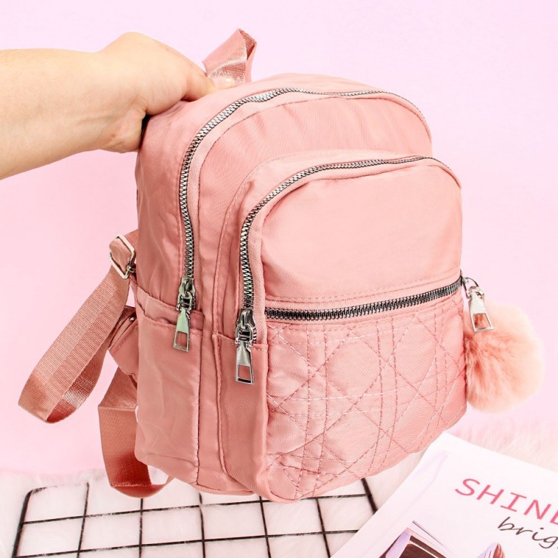 Mini Mochila Bolsa Feminina Matelassê Com Chaveiro Pompom