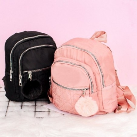 Mini Mochila Bolsa Feminina Matelassê Com Chaveiro Pompom