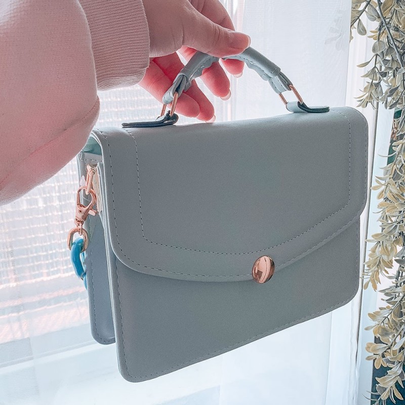 Bolsa Feminina De Mão Luxo Estruturada Baú Com Correntes