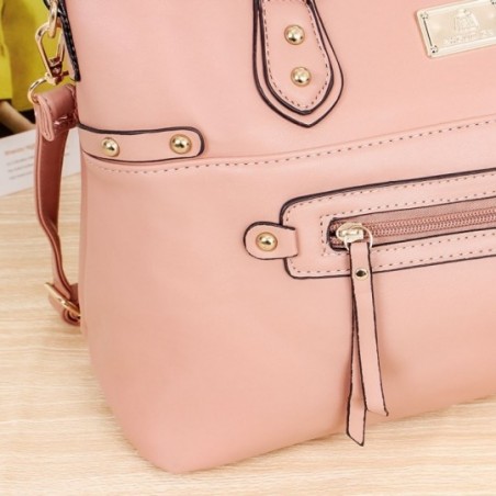 Bolsa Totem Feminina Alto Relevo Com Tachas Duas Repartições