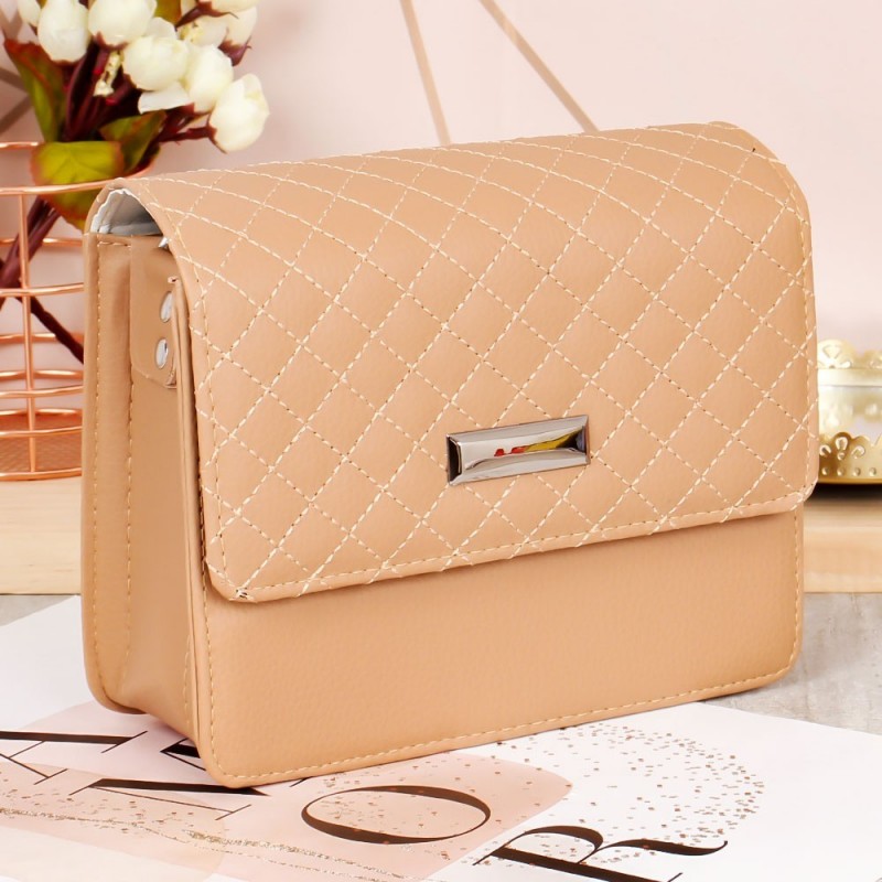 Bolsa Luxo Feminina Estruturada Báu Transversal Em Tressê