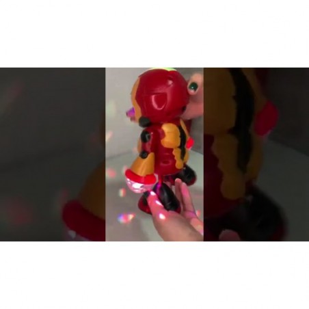 Robô Herói Dançarino C/ Som e Luzes Coloridas À Pilha