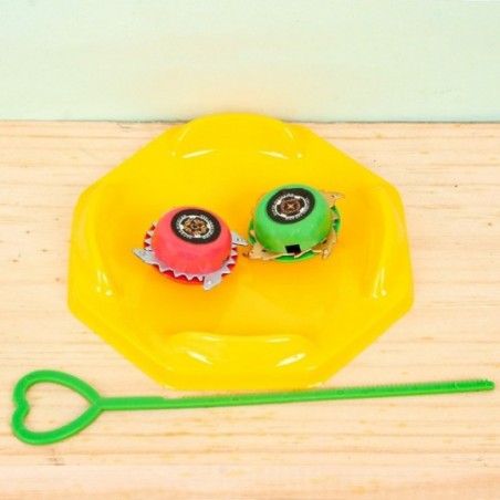 Top Pião Beyblade Com Arena 4 Peças Brinquedo Infantil