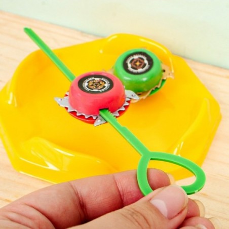 Top Pião Beyblade Com Arena 4 Peças Brinquedo Infantil
