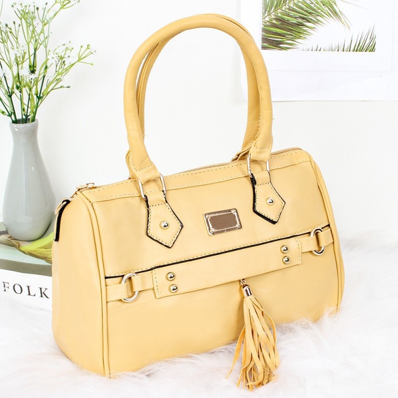 Bolsa Baguete Feminina De Mão Em Tassel Com Tachas