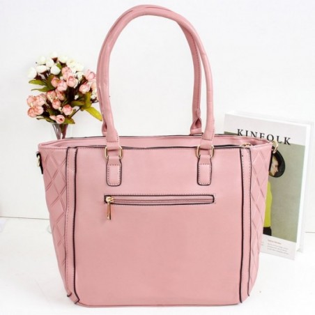 Bolsa Grande Feminina De Ombro Com Detalhes Em Matelassê
