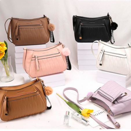 Bolsa Ombro E Transversal Com Pompom E Bolso Externo