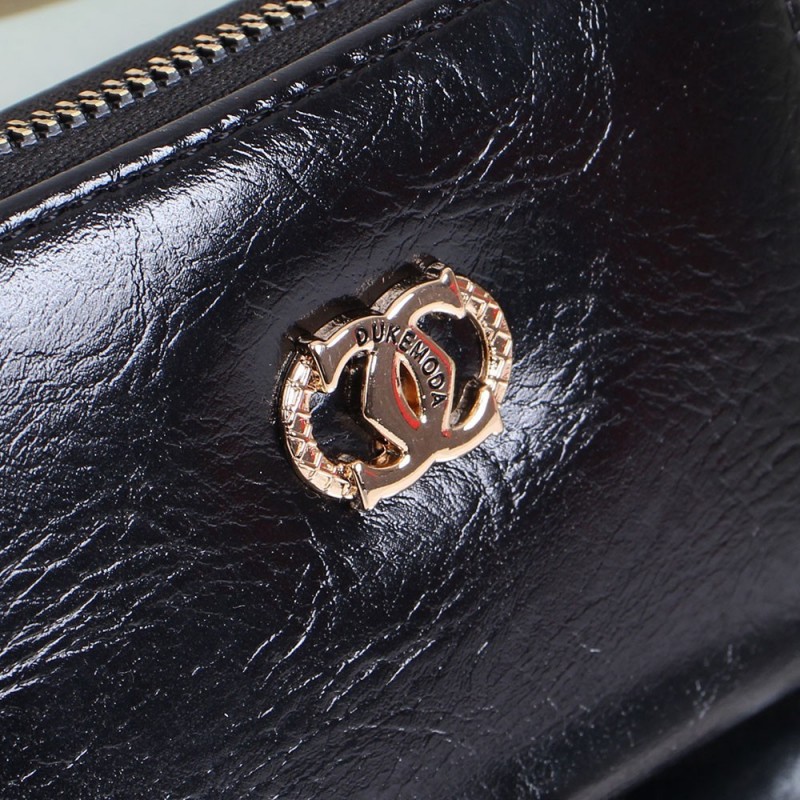 Carteira Feminina Com Tassel Alto Relevo E Detalhes Dourados