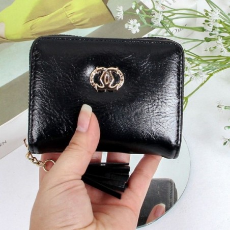 Carteira Feminina Com Tassel Alto Relevo E Detalhes Dourados