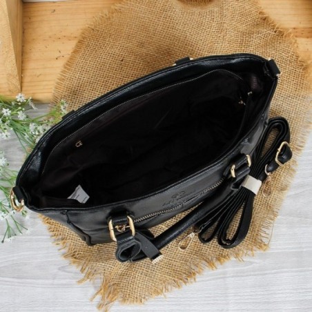 Bolsa De Ombro Pequena Com Detalhe Em Matelassê