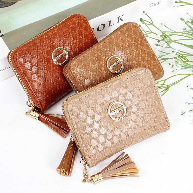 Carteira Feminina Com Tassel Textura Em Alto Relevo Social