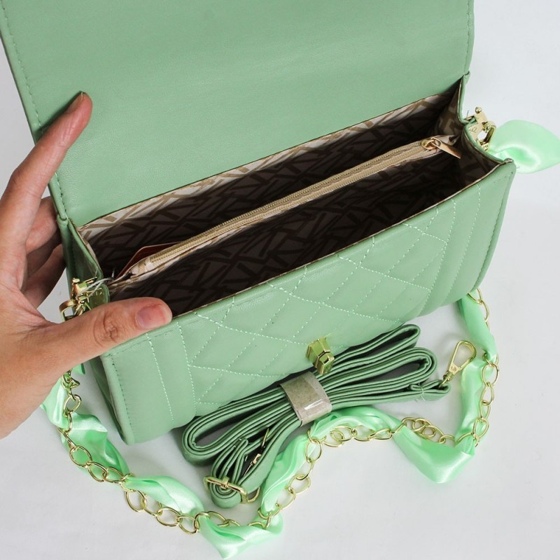 Bolsa Feminina Matelassê Chique De Luxo Com Alça Corrente