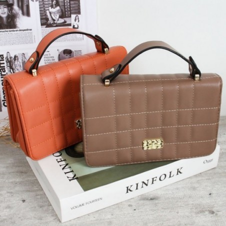 Bolsa Feminina De Mão Social Estruturada Em Matelassê - Compre Agora