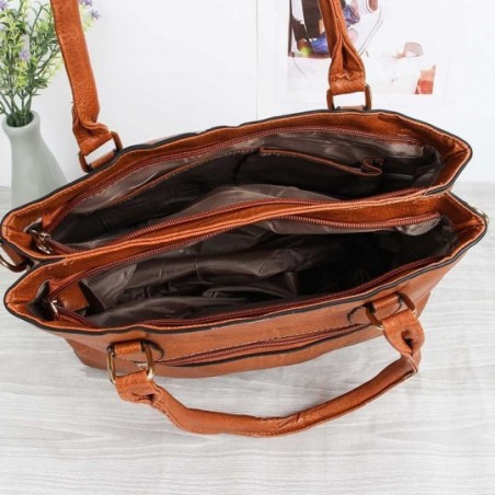 Bolsa De Ombro Feminina Casual Detalhes Em Spikes E Tressê - Compre Agora!