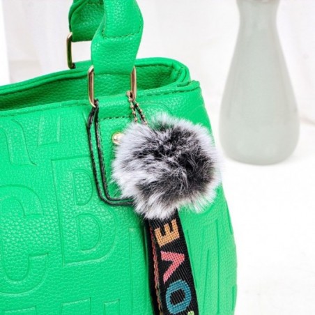 Bolsa De Ombro Feminina Com Pingente Pompom Alto Relevo Luxo - Feira da Madrugada SP