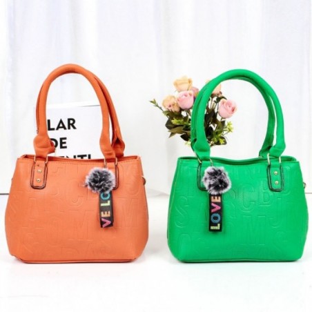 Bolsa De Ombro Feminina Com Pingente Pompom Alto Relevo Luxo - Feira da Madrugada SP