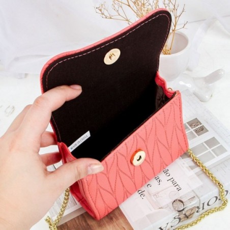 Kit Mini Bolsa Transversal Alça Corrente + Carteira Feminina Mão - Feira da Madrugada SP