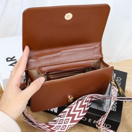 Bolsa Carteira Feminina Com Matelassê E Alça Decorada Blogueira - Feira da Madrugada SP