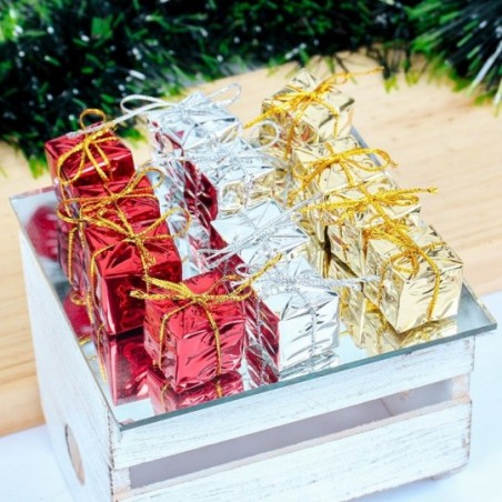 Enfeite Presentinho De Natal Colorido 12 Peças Pendente - Feira da Madrugada SP
