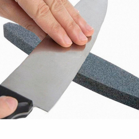 Pedra Para Afiar Facas E Lâminas Formato Tipo Canoa 22cm - Compre Agora!
