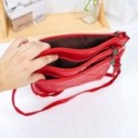 Bolsa Feminina Transversal Texturizada Com 3 Zíperes - Feira Da Madrugada SP