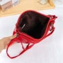 Bolsa Feminina Transversal Texturizada Com 3 Zíperes - Feira Da Madrugada SP
