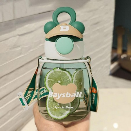 Garrafa 600ml Infantil Tampa De Boné Com Alça E Adesivos - Feira Da Madrugada SP