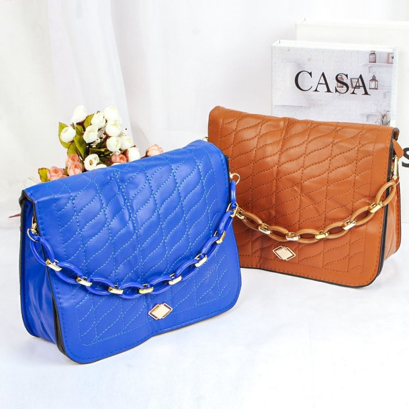 Bolsa Transversal Feminina Estruturada Detalhe Dourado - Compre Agora!