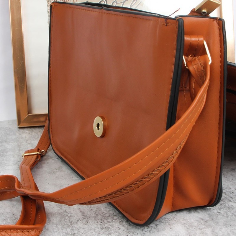 Bolsa Transversal Média C/ Alça De Mão E Fecho Magnético - Feira Da Madrugada SP!