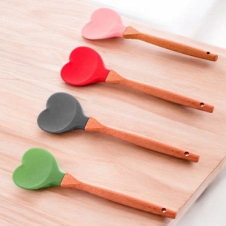 Colher De Silicone Em Formato De Coração 26cm Cabo De Madeira