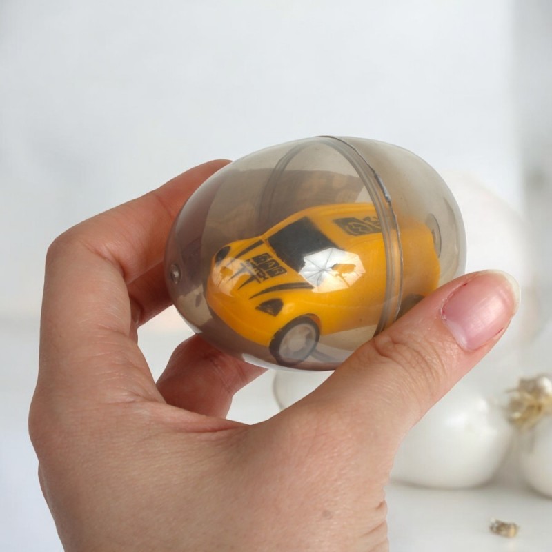 Ovo Com Carrinho De Plástico A Fricção Sortidos