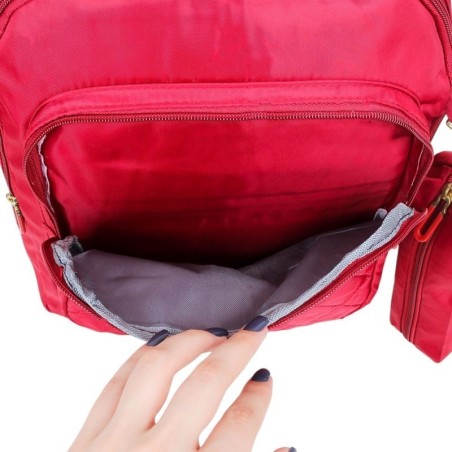 Kit Mochila Feminina Impermeável Em Matelassê Com Estojo