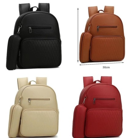Kit Mochila Média Em Couro Sintético Com Estojo E Quatro Bolsos