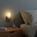 Mini Luminária Abajur De Tomada Led Quente E Frio