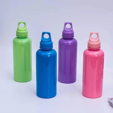 Garrafa De Água 600 ML Plástico Com Mosquetão