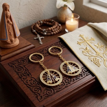 Chaveiro Nossa Senhora Aparecida Dourado Com Strass Decorativo 2